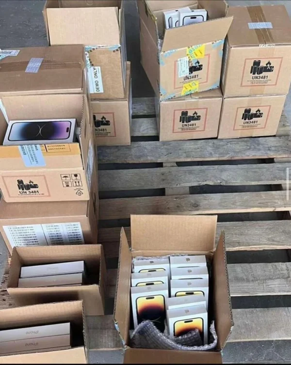 iPhone 15 Pro Max pallets