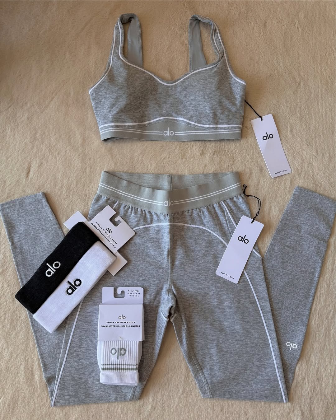 Alo Yoga Pallets- 250Pcs